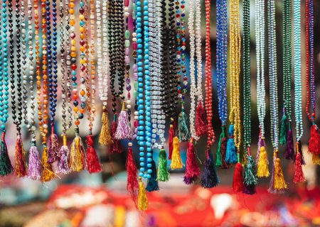 تور هوایی مشهد؛ تجربه خرید در بازار رضا