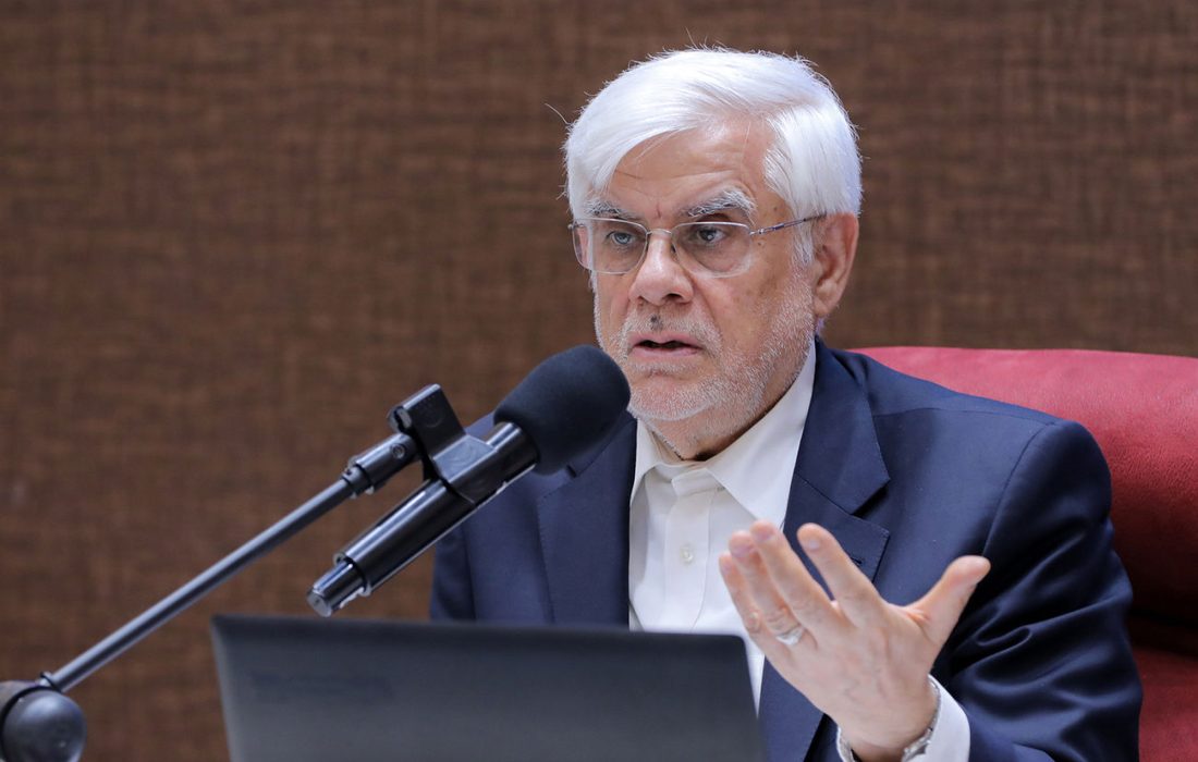 عارف: ما جنگ طلب نبودیم/ راهبرد دولت بر این مبنا بود که حس جنگ را به جامعه منتقل نکنیم /جامعه در آرامش بود اما دولت حالت جنگی داشت