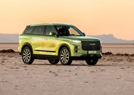 آخرین قیمت خودروهای داخلی و وارداتی امروز چهارشنبه 5 آذر 1404/ این خودروها در یک روز  50 میلیون گران‌تر شدند