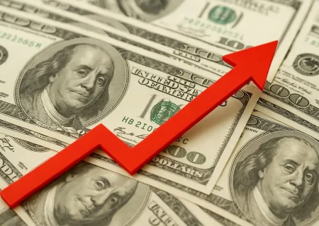 قیمت دلار امروز بازار را تکان داد (۲۶ آبان ۱۴۰۴)