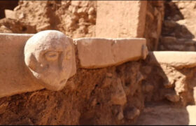 کشف نقش‌برجسته‌های چهره انسانی ۱۰ هزار ساله در «سفرتپه» ترکیه