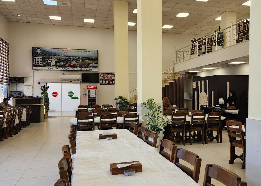 lastsecond.ir-motel-qu-best-restaurants-akbar-jooje.jpg