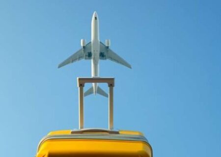 نکاتی که قبل از اولین سفر هوایی باید بدانید؛ از چک‌این تا تحویل بار