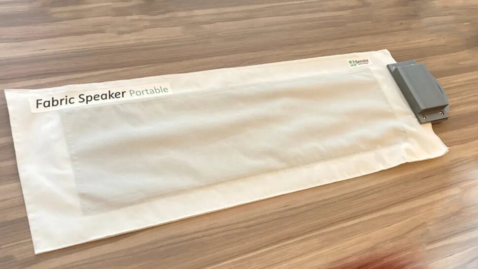 ابداع جدید دانشمندان ژاپنی: بلندگوی پارچهای که نازک، سبک و انعطافپذیر است بلندگوی پارچهای