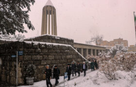 بازدید ادیبان و پزشکان آسیای میانه از بناهای تاریخی همدان