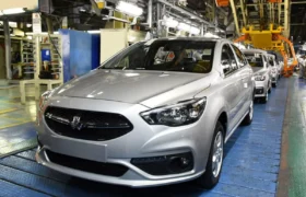 تغییرات قیمت خودرو امروز چهارشنبه ۱۲ آذر1404/ این خودروی داخلی در یک روز ۱۰۵ میلیون گران‌تر شد/ اکستریم ۲۵۰ میلیون گران‌تر شد