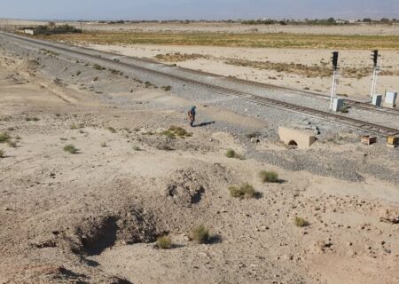 جابجایی ریل راه‌آهن از جوار «تپه حصار دامغان»