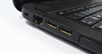 رنگ سیاه درگاه USB چه معنایی دارد؟