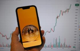 نشانه‌های تغییر فضا در بازار رمزارز؛ افزایش قیمت بیت‌کوین و اتریوم