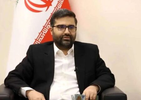 همه مردم ایران در حال دعا/محمد سبحان پسر معاون رییس جمهور در شرایط بحرانی