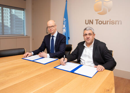 ورود گردشگری به مدارس جهان/ همکاری گردشگری سازمان ملل و آی‌بی برای تربیت نسل آینده صنعت سفر