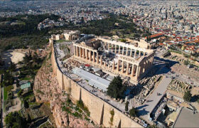 یونان در آستانه جهش بزرگ گردشگری/ پروازهای جدید و رکوردشکنی درآمدها در ۲۰۲۵