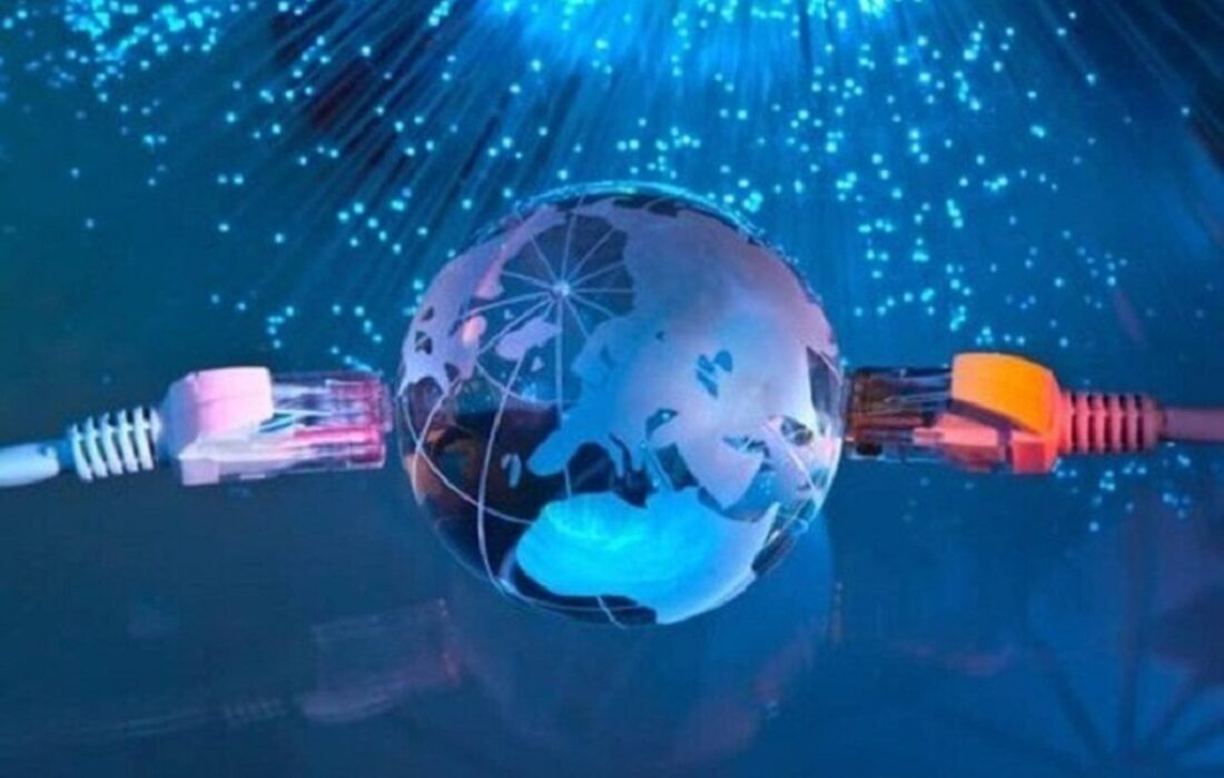 اختلال در فیبر نوری غرب مازندران در پی یک آتش‌سوزی مهیب