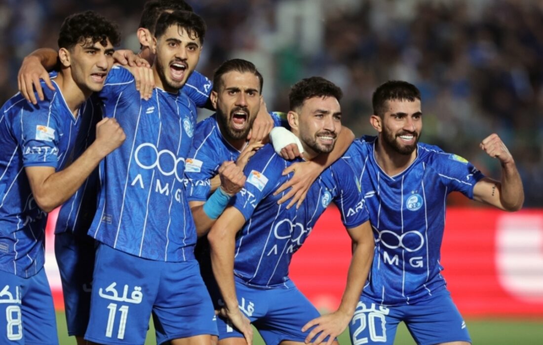 سپاهان باخت، استقلال پاداش گرفت