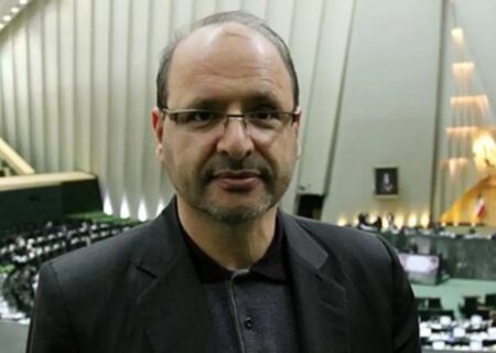 اعتراضات را به سیاست ارزی گره نزنید؛ منافع حامیان ارز ترجیحی قطع شد