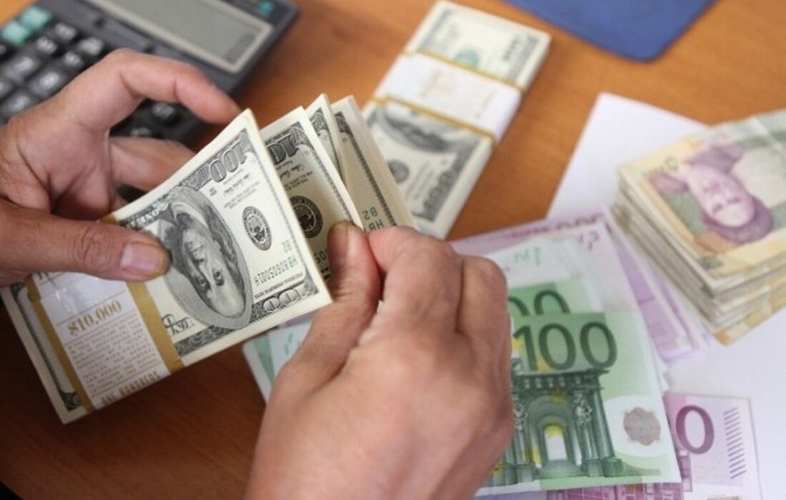 اقتصاد ایران به سمت یکپارچگی / ارز چندنرخی حذف و صادرات تقویت شد