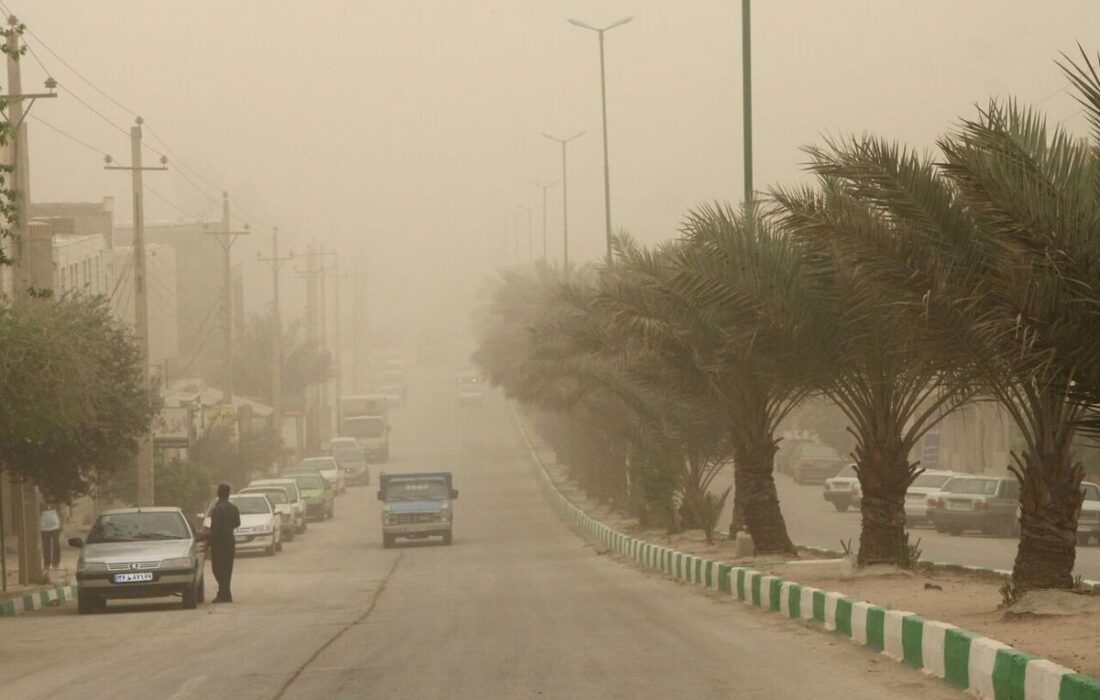 هشدار نارنجی هواشناسی صادر شد/ ورود توده خاک خارجی به این استان
