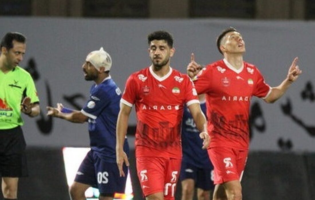 ابهام در وضعیت لیگ برتر فوتبال ایران / بازیکنان ازبکی بلاتکلیف هستند