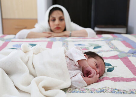 افسردگی پس از زایمان؛ بیماری قابل درمان یا تهدیدی برای مادر و نوزاد؟