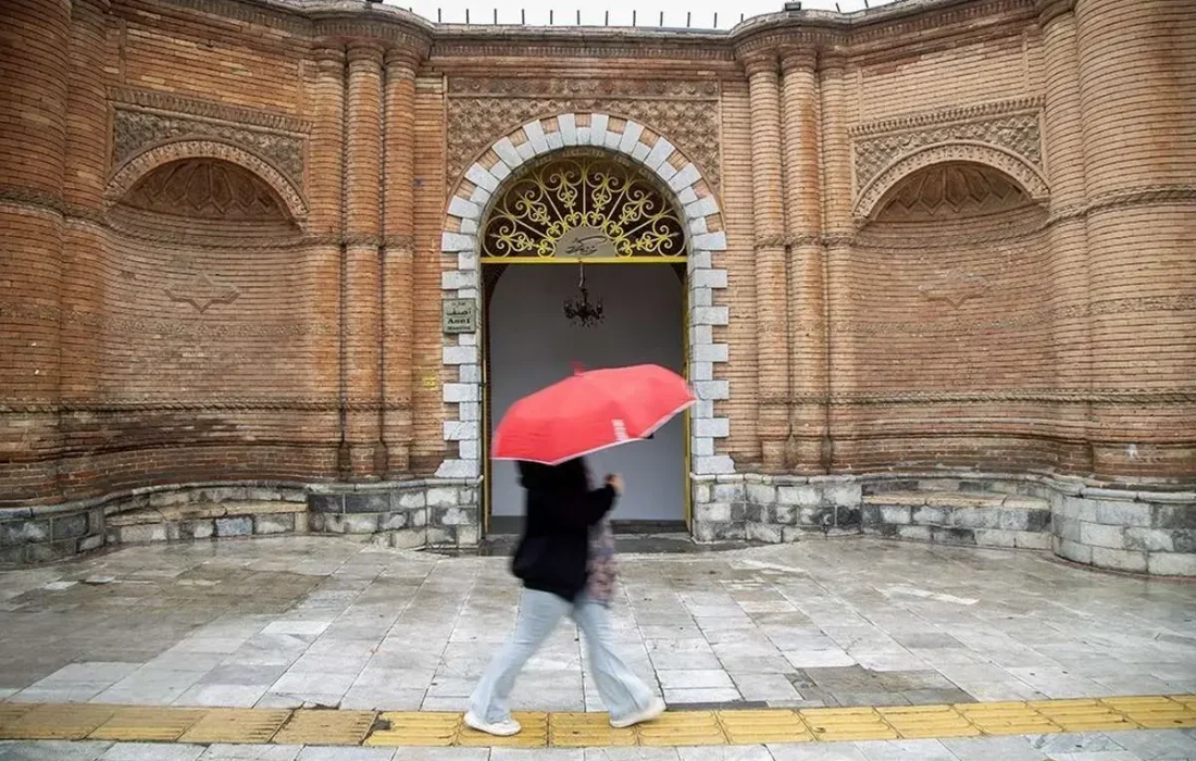 بارش باران بهاری در حافظیه و سعدیه شیراز+ عکس