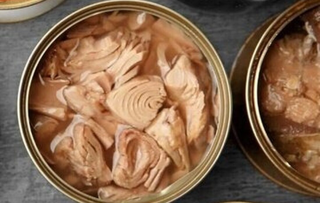 برای پیشگیری از مسمومیت ناشی از مصرف غذای کنسرو شده چه باید کرد؟