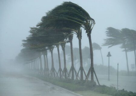 تهرانی‌ها آماده باشند/ وزش باد شدید و بارش باران در راه است