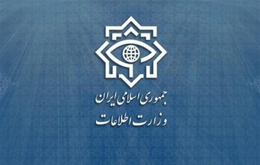 جزئیات کشف محموله مخابراتی جاسوسی و بازداشت ۸ عضو گروهک‌های تجزیه‌طلب