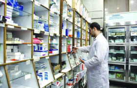 زنگ خطر کمبود کاذب دارو؛ داروخانه مرکز خیریه نیست!