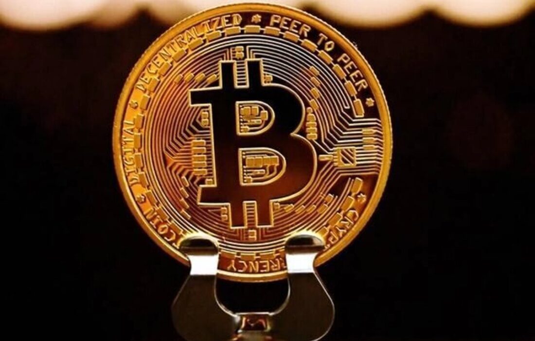 قیمت بیت‌کوین، اتریوم، تتر و رمزارزهای معروف جهان امروز ۷ اردیبهشت ۱۴۰۵