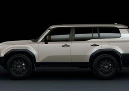 نوسان قیمت‌های عجیب در بازار خودرو / این خودرو ظرف یک روز ۵ میلیارد تومان افزایش یافت