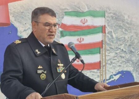 واکنش فرمانده بلند رتبه ارتش به ادعای ترامپ/ چرا جرات نزدیک شدن به آب‌های ایران را ندارند؟