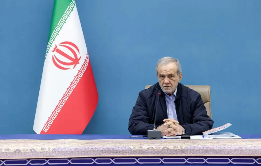 پزشکیان خطاب به آمریکایی‌ها نامه نوشت+ عکس