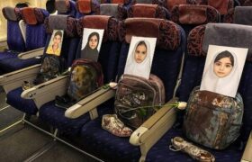 گرامیداشت دهه کرامت و ادای احترام به مقام دختران شهید میناب