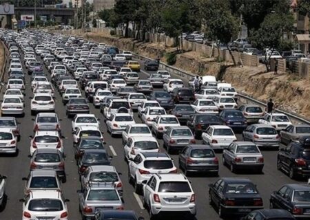 آخرین وضعیت ترافیکی و جوی محورهای مواصلاتی کشور/ ترافیک سنگین در محورهای منتهی به تهران گزارش شد