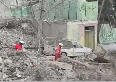 بازدید سفرای خارجی از آثار حمله آمریکا به سازمان منابع طبیعی ایران