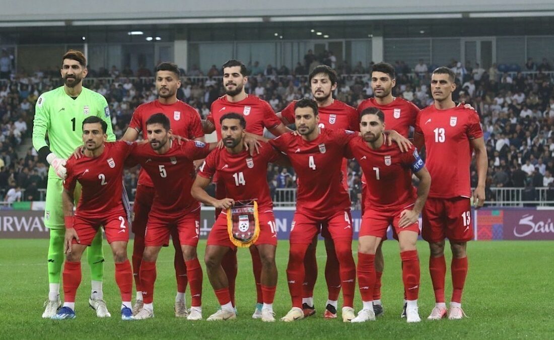 بدرقه تیم ملی فوتبال ایران در میدان انقلاب