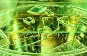 خداحافظی با ضدعفونی‌کننده‌ها؛ دانشمندان سطحی ساخته‌اند که ویروس‌ها را متلاشی می‌کند