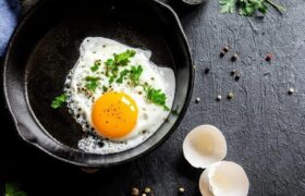 مصرف روزانه تخم‌مرغ برای چه افرادی مضر است؟
