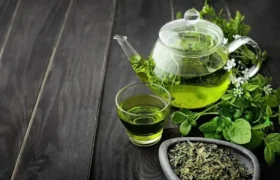 چه کسانی نباید چای سبز بخورند؟
