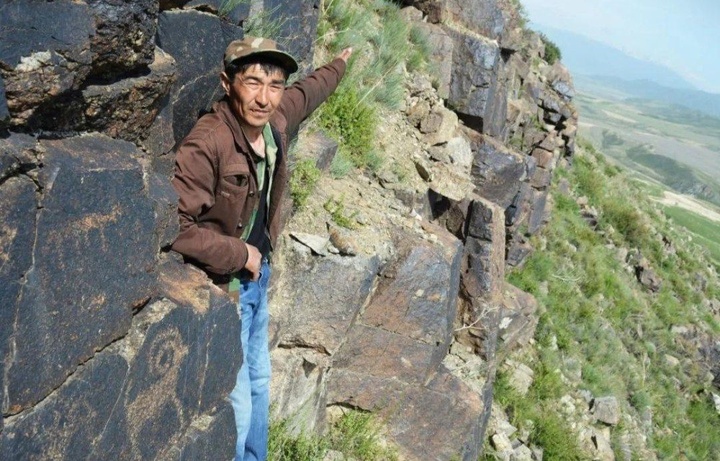 باستان‌شناسان ردپای چهار هزار سال تاریخ را در آسیای مرکزی یافتند/ «نام من آبا است»؛ پیامی تاریخی که از دل صخره‌های قزاقستان بیرون آمد