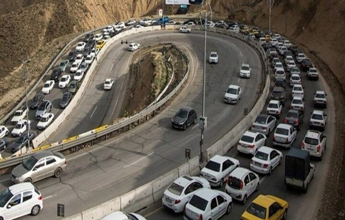 ترافیک سنگین در جاده‌های کندوان و هراز/ مسافران قبل از حرکت مسیرها را چک کنند