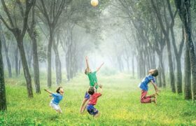 دروغ گفتن کودکان طبیعی است