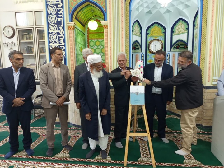 کتاب دیوار نوشتههای مدرسه غیاثیه خرگرد شهرستان خواف رونمایی شد
