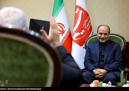 ببینید| دستگیری افرادی که حکم جلب سیار دارند راحت شد