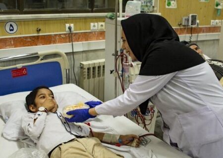 معاون وزیر بهداشت: ۳۰ هزار نفر در حوزه پرستاری جذب می‌شوند