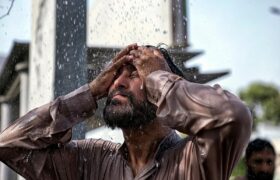 هشدار تداوم گرمای بیسابقه در ایران / این استانها دمای بالای ۵۰ درجه را تجربه میکنند