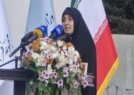 زنان در آثار فرشچیان منفعل نیستند؛ آنان جانِ زندگی و مرکز آفرینش‌اند
