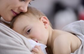 شیرمادر از نوزاد در برابر عفونت‌های تنفسی محافظت می‌کند