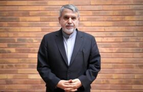 نمایشگاه «زنگ آخر» در نجف گشایش یافت
