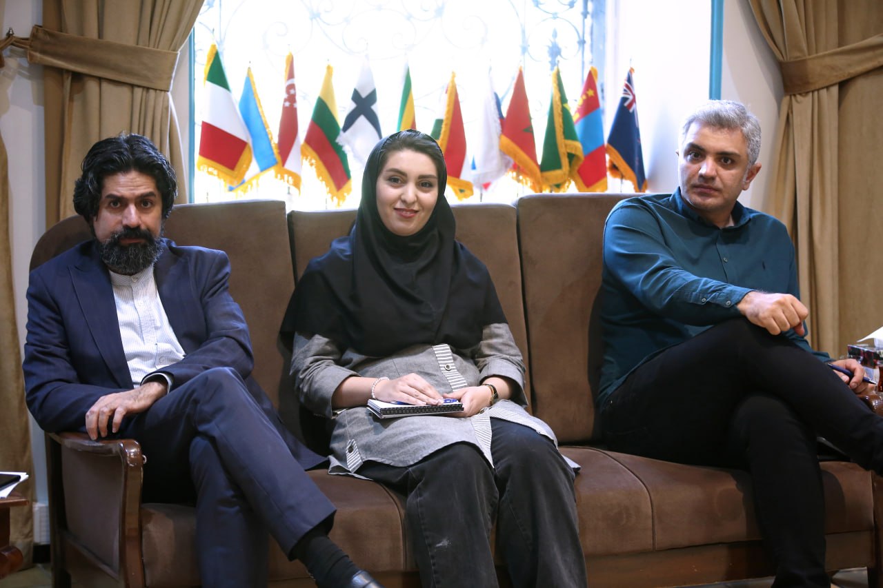 بررسی راهکارهای همکاری سازمان سینمایی و سازمان امور مالیاتی با محور حمایت از سینمای ایران